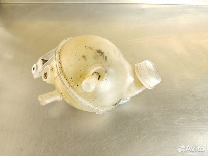 Бачок расширительный Peugeot 408 2012-2021