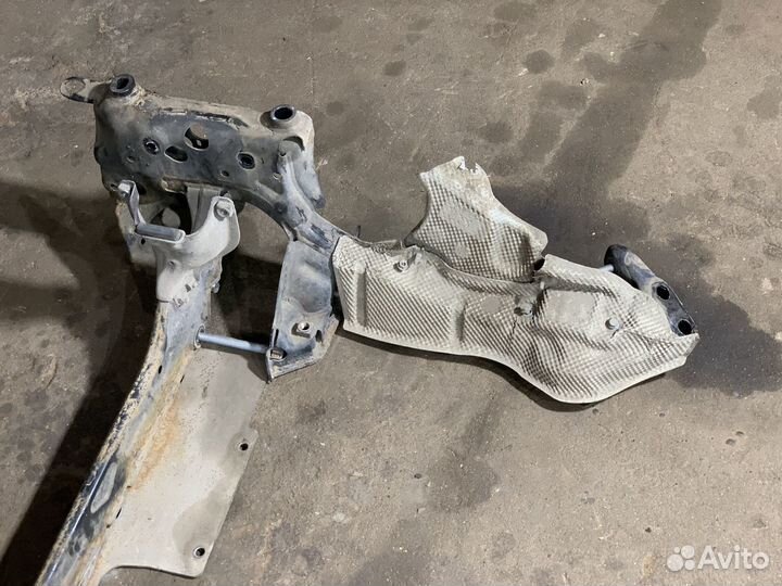 Подрамник передний Audi A7 4G