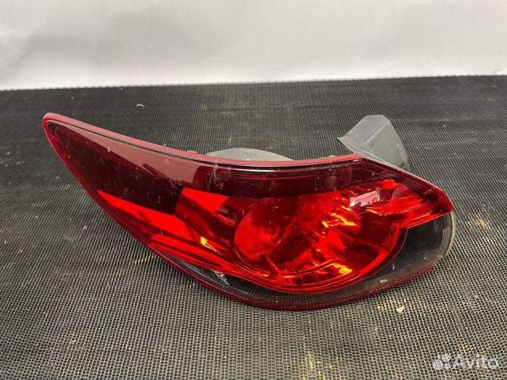 Фонарь Mazda 6 gj