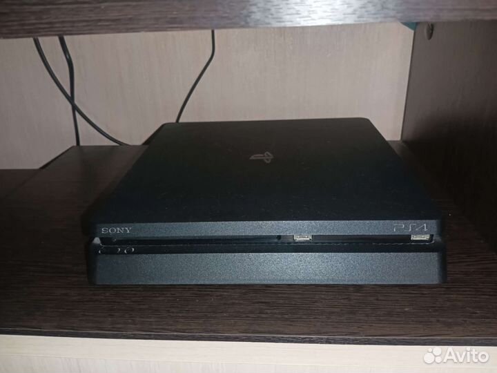 Sony PS4 slim 1tb