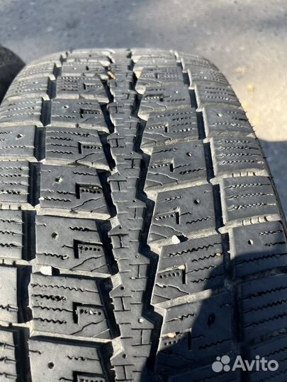 Zeetex Z-Ice 1000 215/65 R16 102