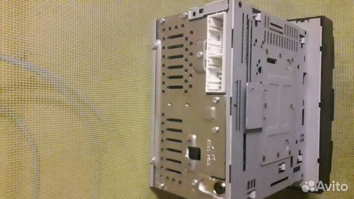 Продам магнитолу на Kia sportage