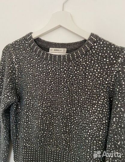 Свитер со стразами Zara