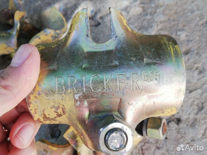 Замок для лесов