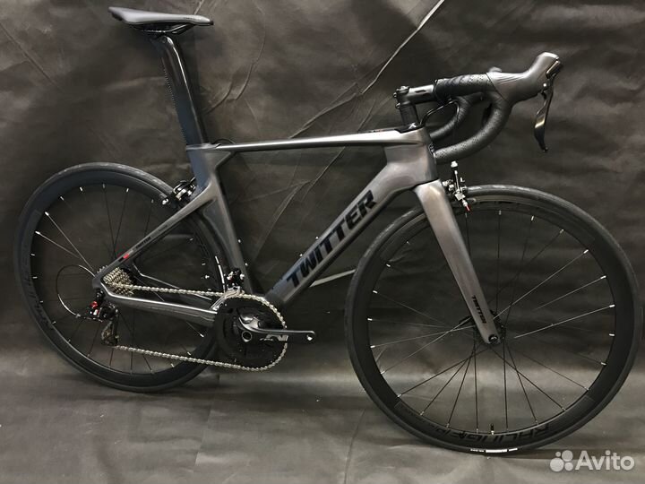 Карбоновый шоссейник Twitter R10 carbon 2х11