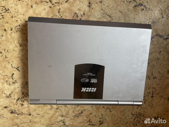 Портативный видеопроигрыватель