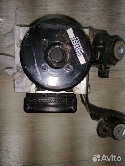 Блок ABS насос Volvo S60 2011- XC60