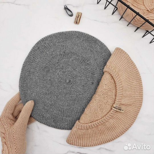 Берет вязаный