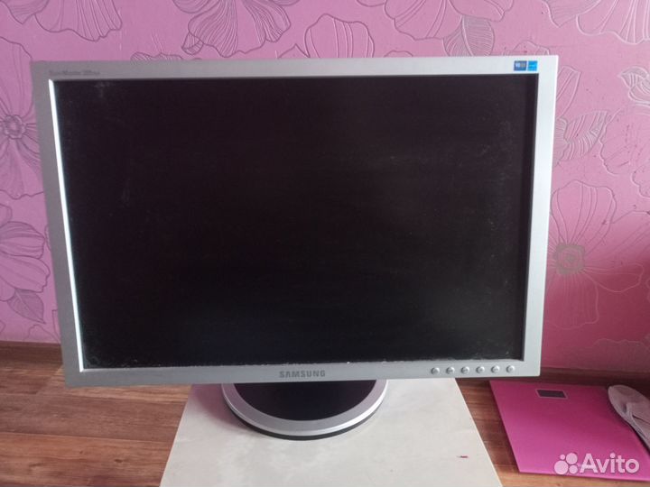 Монитор samsung SynkMaster 205BW