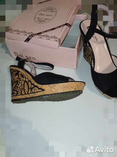 Босоножки на горке