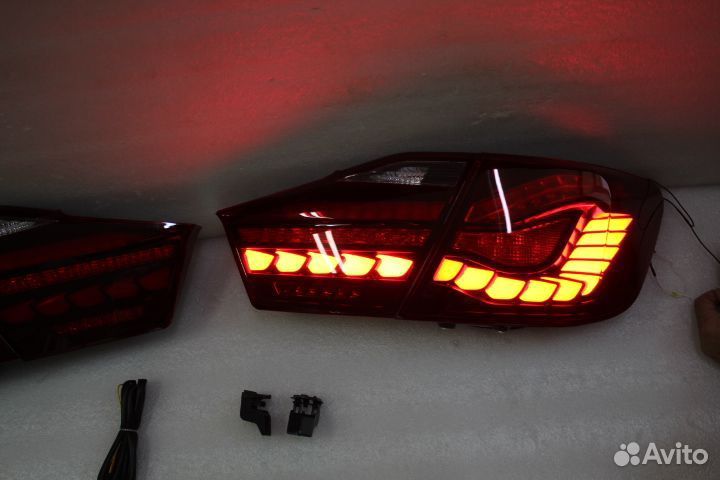 Camry 50 LED Стоп сигналы стиль BMW Красные A2XN4