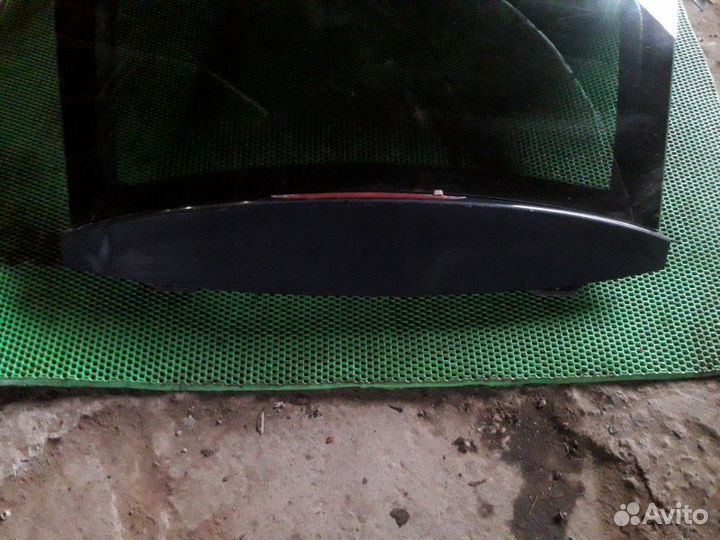 Крышка багажника Ford Focus 1 2001