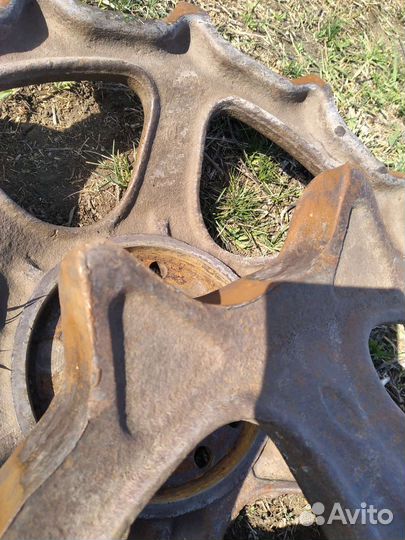 Звездочки дт75