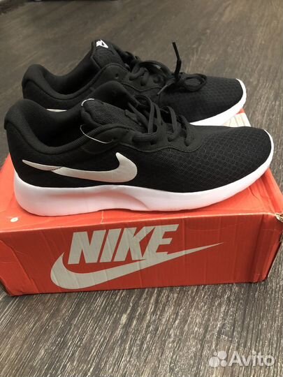 Кроссовки nike