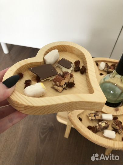 Винный столик менажница и 2 менажницы сердце