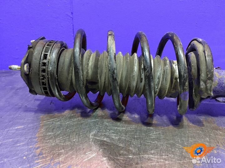 Стойка подвески передняя левая Ford Fusion хетчбэк