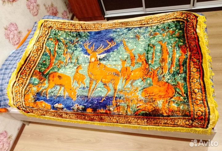 Покрывало плюшевое 190*130 СССР с оленями