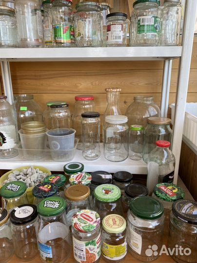 Отдам банки, разный объем