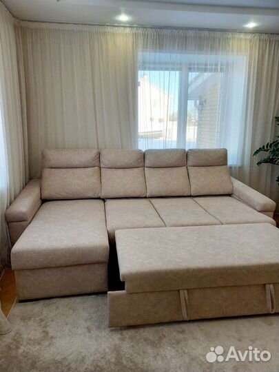 Большой угловой диван бу