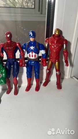 Фигурки супергероев