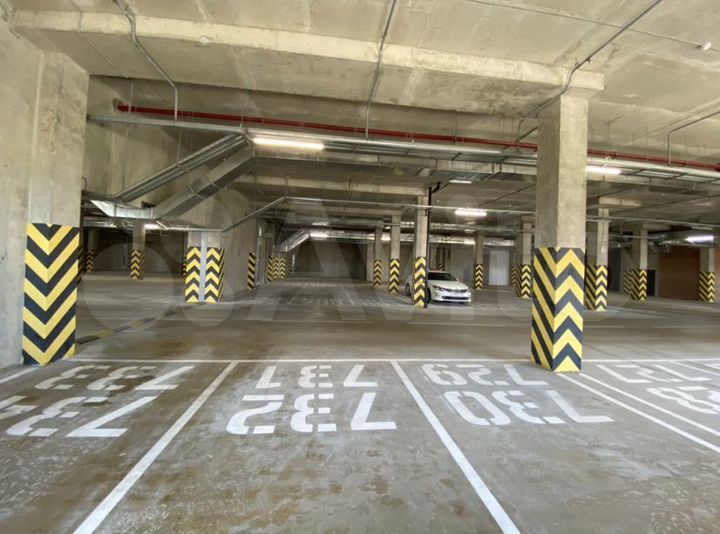 Машиноместо, 15 м²