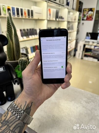 iPhone 7, 32 ГБ