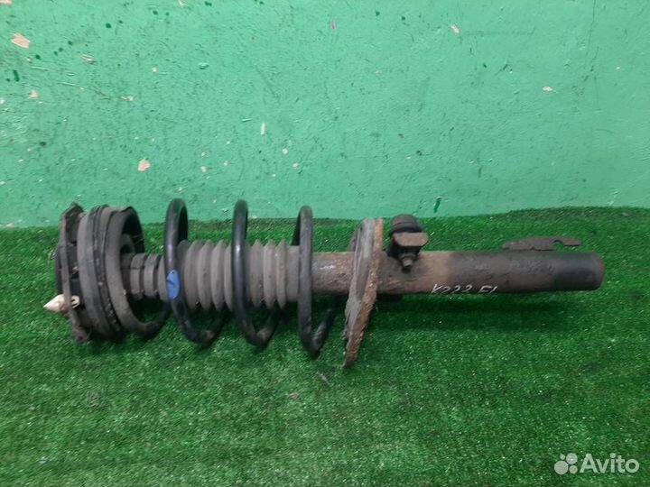 Стойка амортизатора передняя левая Renault Megane