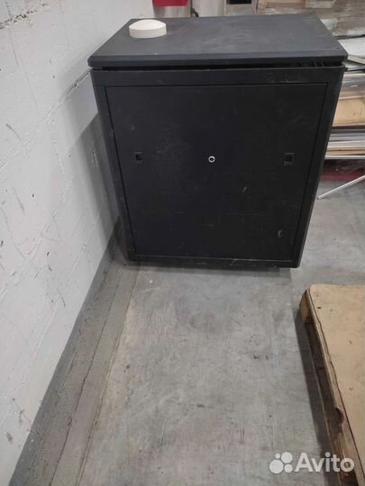 Серверный шкаф