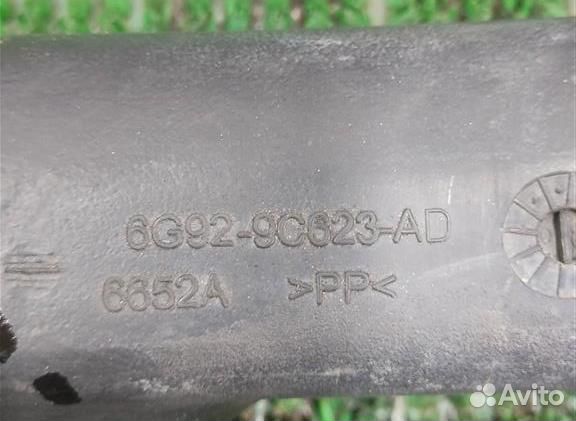 Патрубок воздушного фильтра Land Rover Freelander