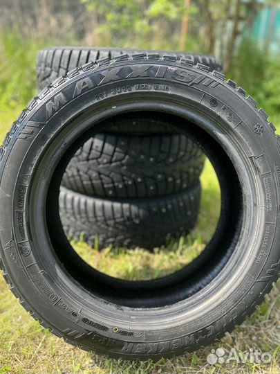 Maxxis ArcticTrekker NP3 205/55 R16 94