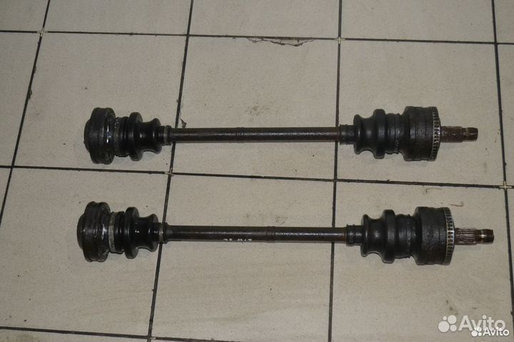 Привод задний Mercedes-Benz W210