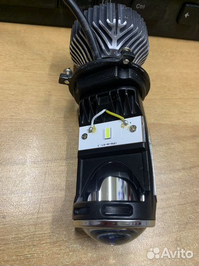 Диодная лампа в фару универсальная