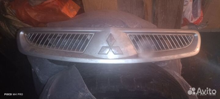 Решетка радиатора на Mitsubishi colt