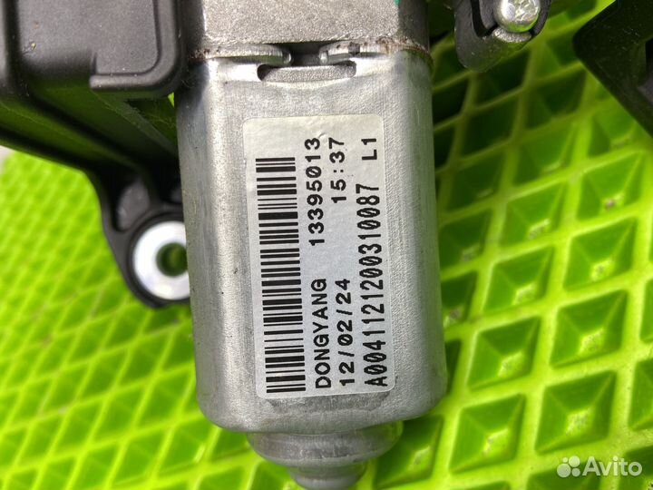 Задний моторчик дворника opel astra gtc j