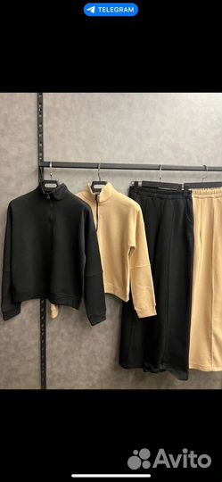 Спортивный костюм женский