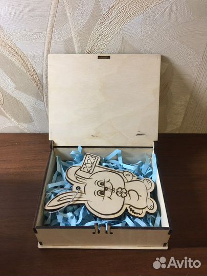 Коробка подарочная из дерева