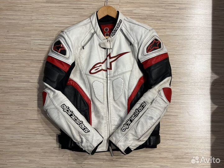 Мотокуртка