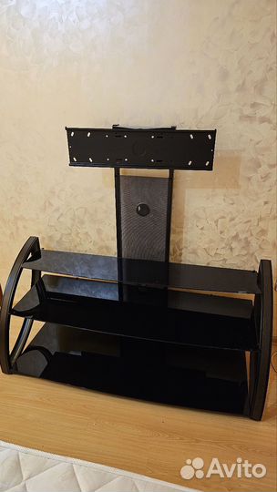 Стойка под тв. Стеклянная тумба под тв