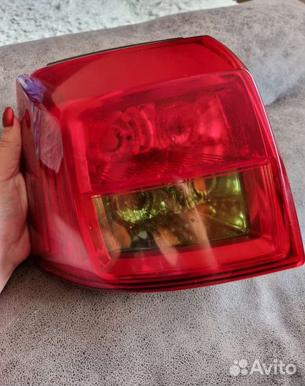 Задний фонарь Mitsubishi Outlander XL Peugeot 4007