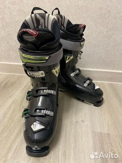 Горнолыжные ботинки