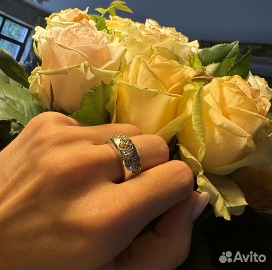 Кольцо с натуральными бриллиантами