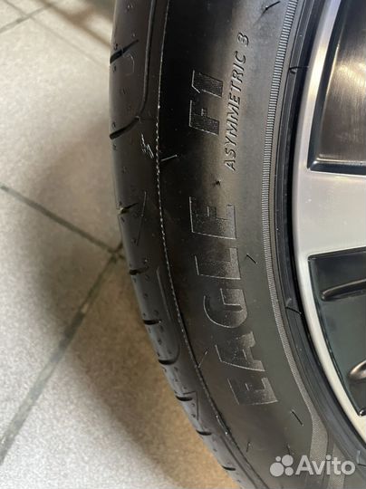 Оригинальный комплект на Mersedes E Class R18