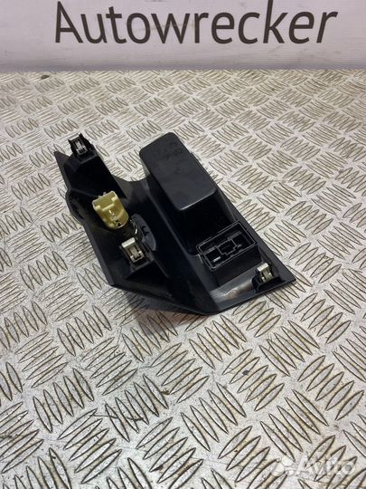 Ящик передней консоли пепельница LADA xray