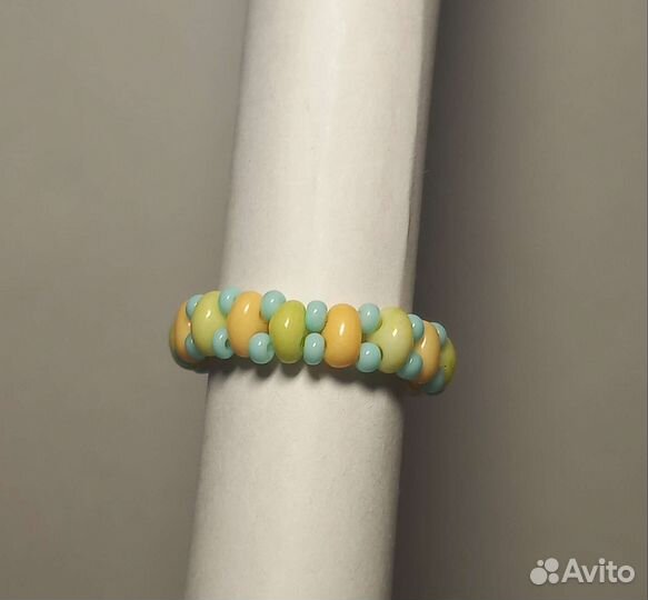 Кольцо из бисера