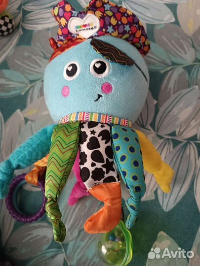 Детские развивающие игрушки для малышей