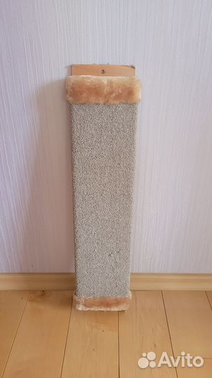 Когтеточка плоская на стену