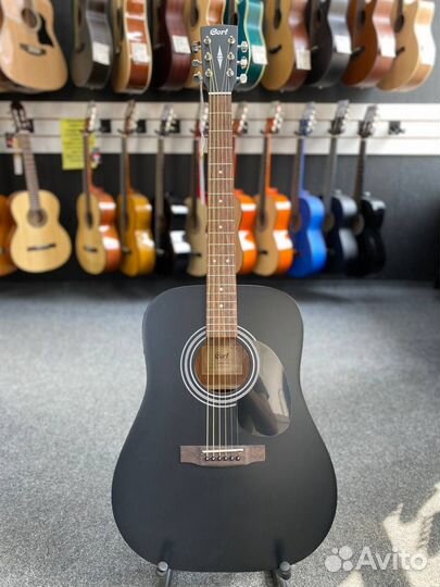 Гитара электроакустическая