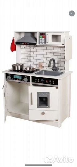 Детская деревянная кухня