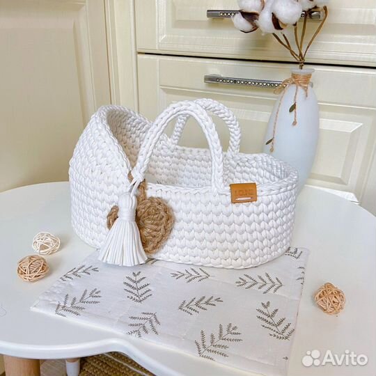 Вязаная люлька для кукол