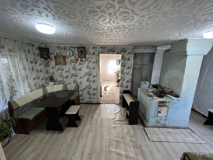 Дом 43 м² на участке 8,5 сот.